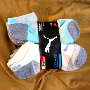 NWT Puma Cool Max no show socks